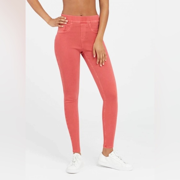SPANX Women’s Jean-ish Ankle Leggings in Nantucket Red Size Medium‎ - Picture 1 of 7